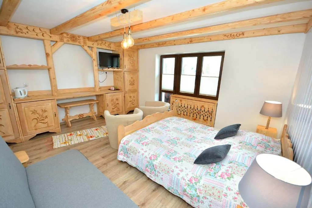 Image 1 of Apartamenty i Pokoje Bacówka Centrum