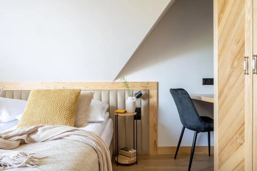 Image 1 of Aparteo Domek na 102 – Jeleń i Loft