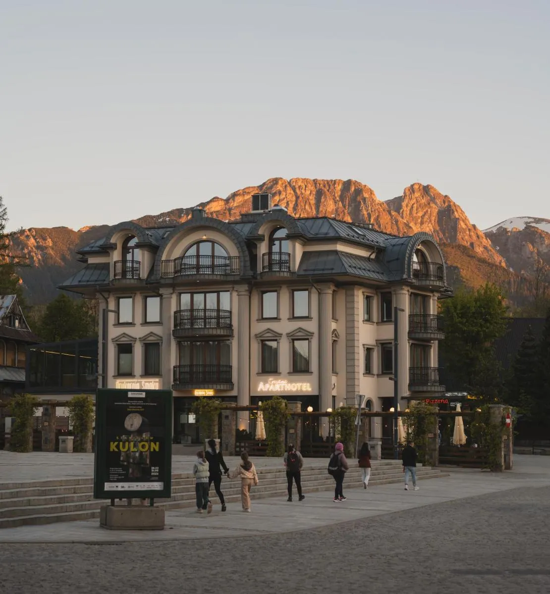 Image 4 of Aparthotel Cristina