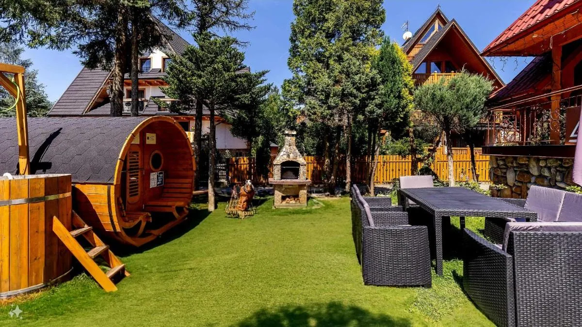 Image 2 of Aparthotel Delta Garden