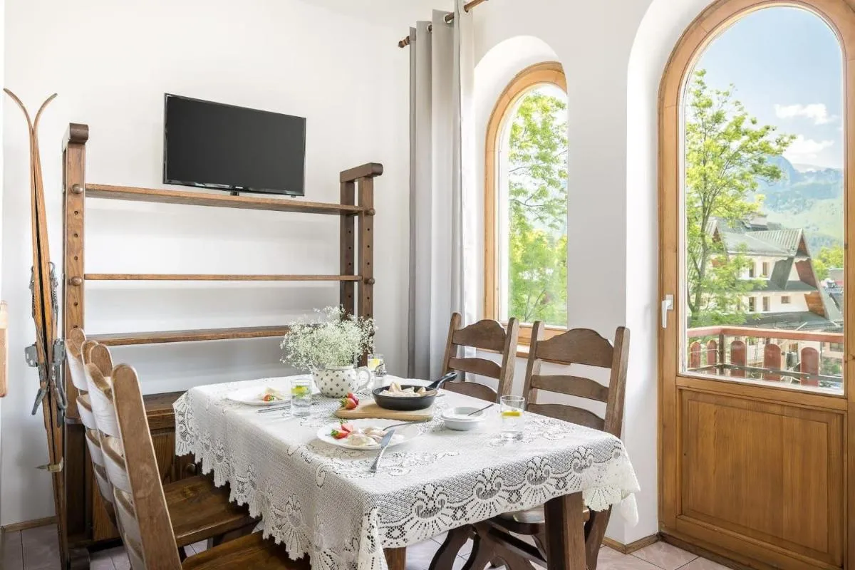 Image 3 of Apartment Chałubińskiego in Zakopane by Rent like home
