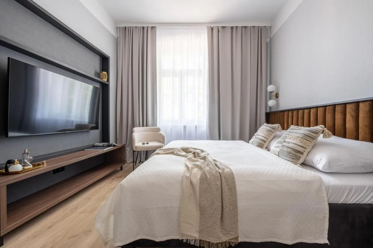 Image 4 of Apartprestige Krupówki z widokiem na Giewont lub Krupówki