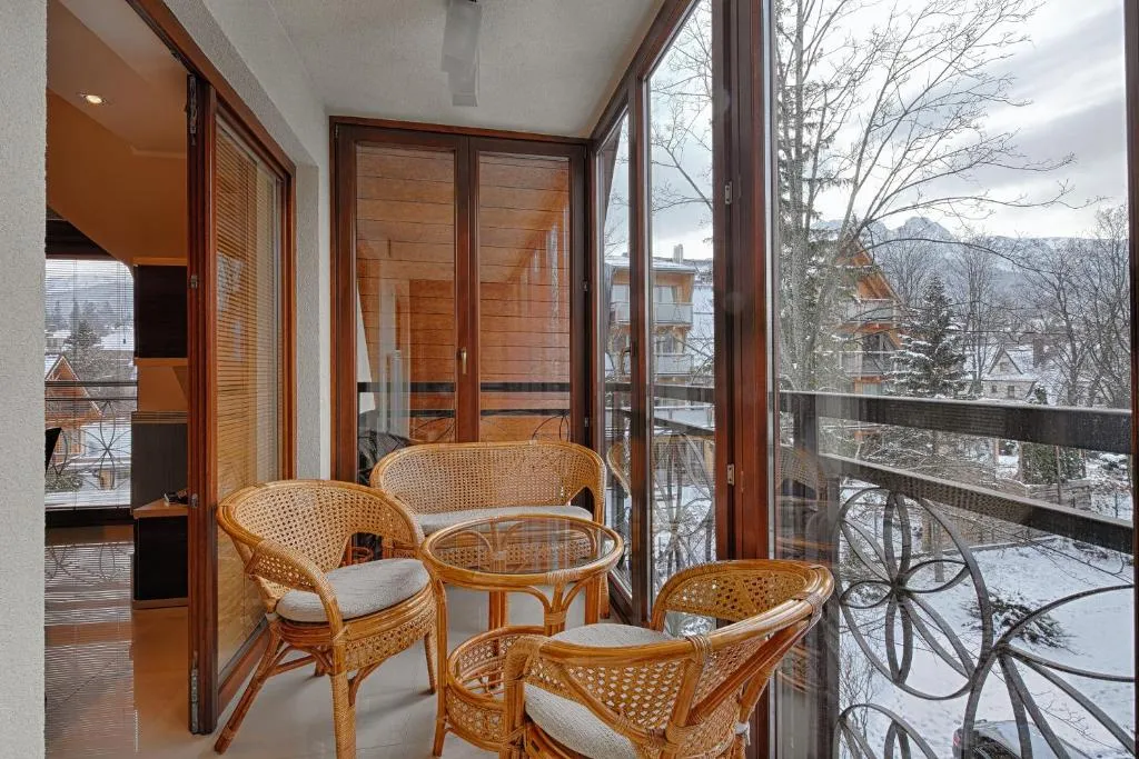 Image 1 of Bursztyn Apartamenty Mozaika dwupoziomowy z kominkiem
