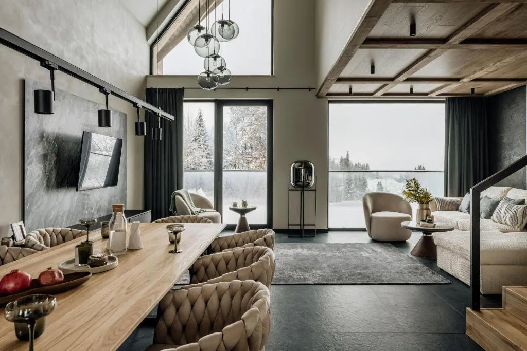 Image 1 of Crystal Pine Spa Villas – LoftAffair Collection