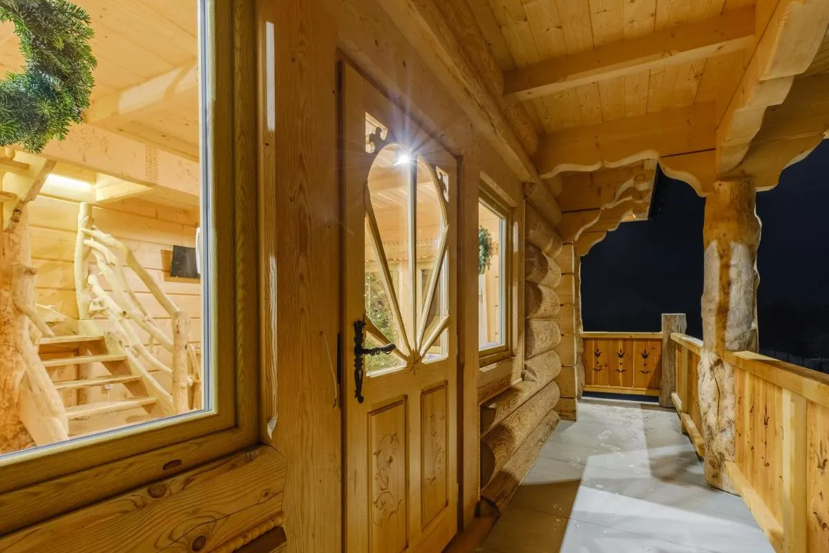 Image 4 of Domek Na Przełęczy wood house & mountain view