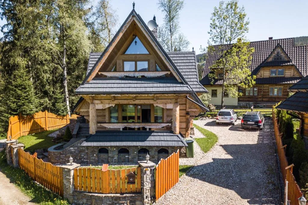 Image 1 of Domek w Roztokach z widokiem na Tatry