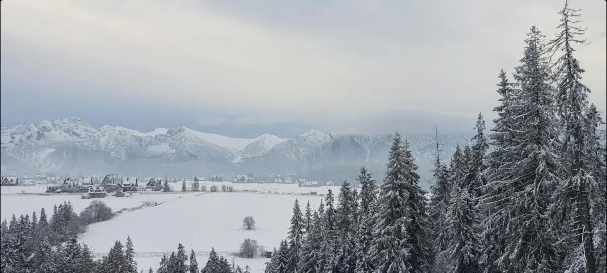 Image 3 of Dom z widokiem na góry i prywatnym jacuzzi w Zębie