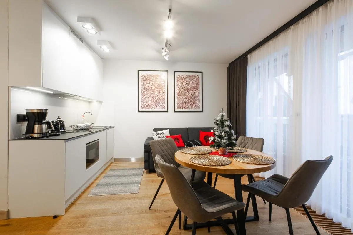 Image 5 of GórSKI Przystanek Apartament Satoła 1