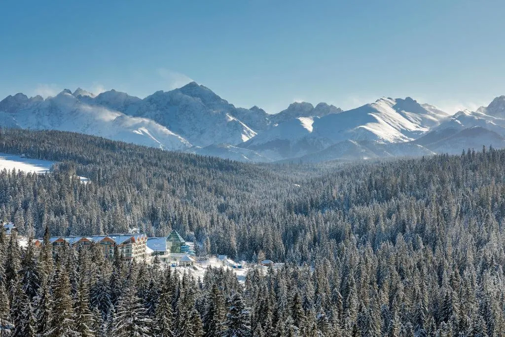 Image 1 of Hotel BUKOVINA