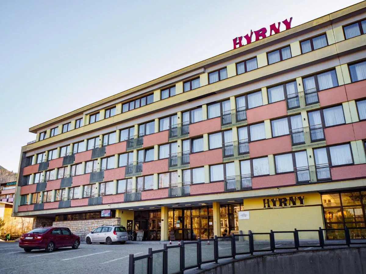 Image 2 of Hyrny