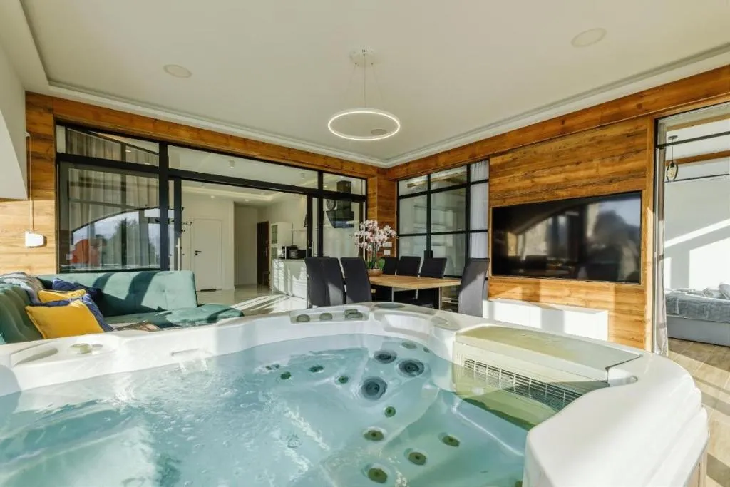 Image 1 of Mountain Base – Apartamenty Widokowe Jacuzzi