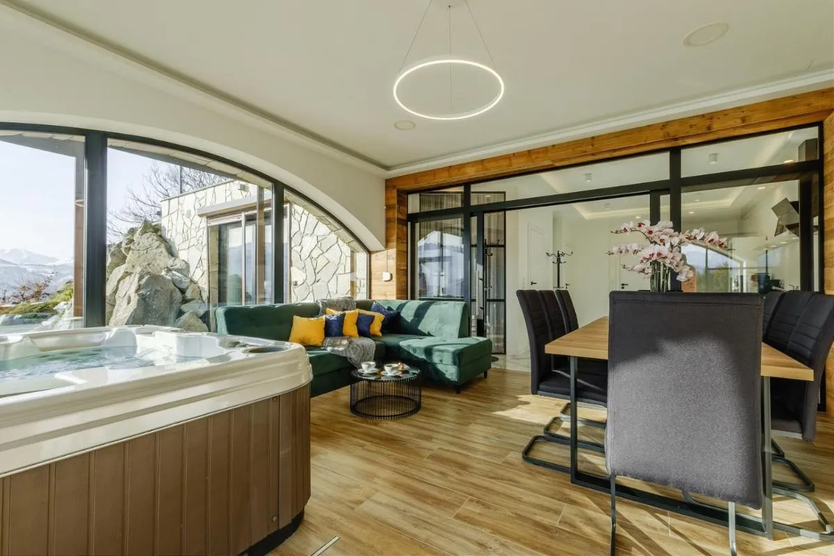 Image 3 of Mountain Base – Apartamenty Widokowe Jacuzzi