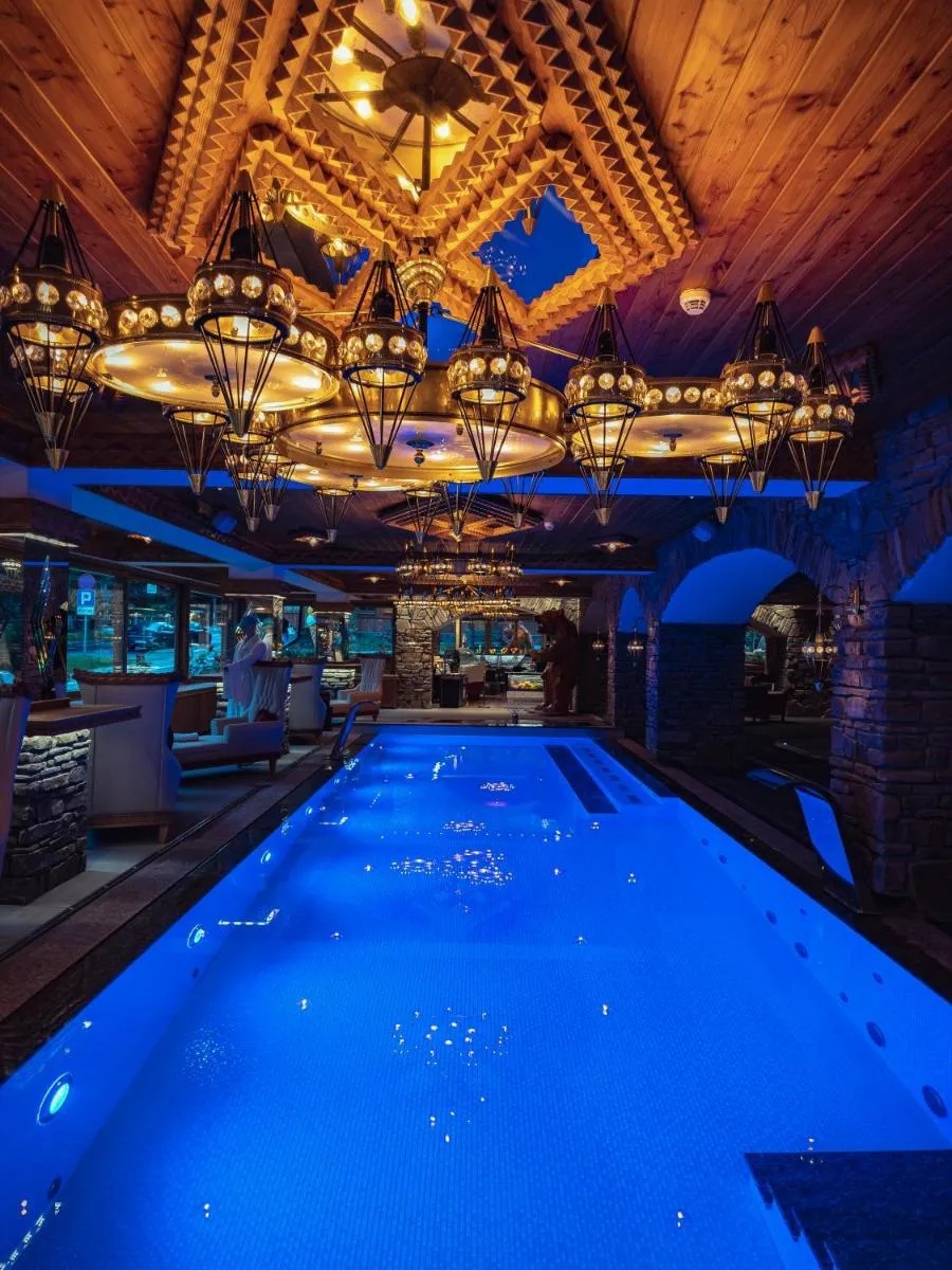 Image 4 of Mountain Diamond Resort