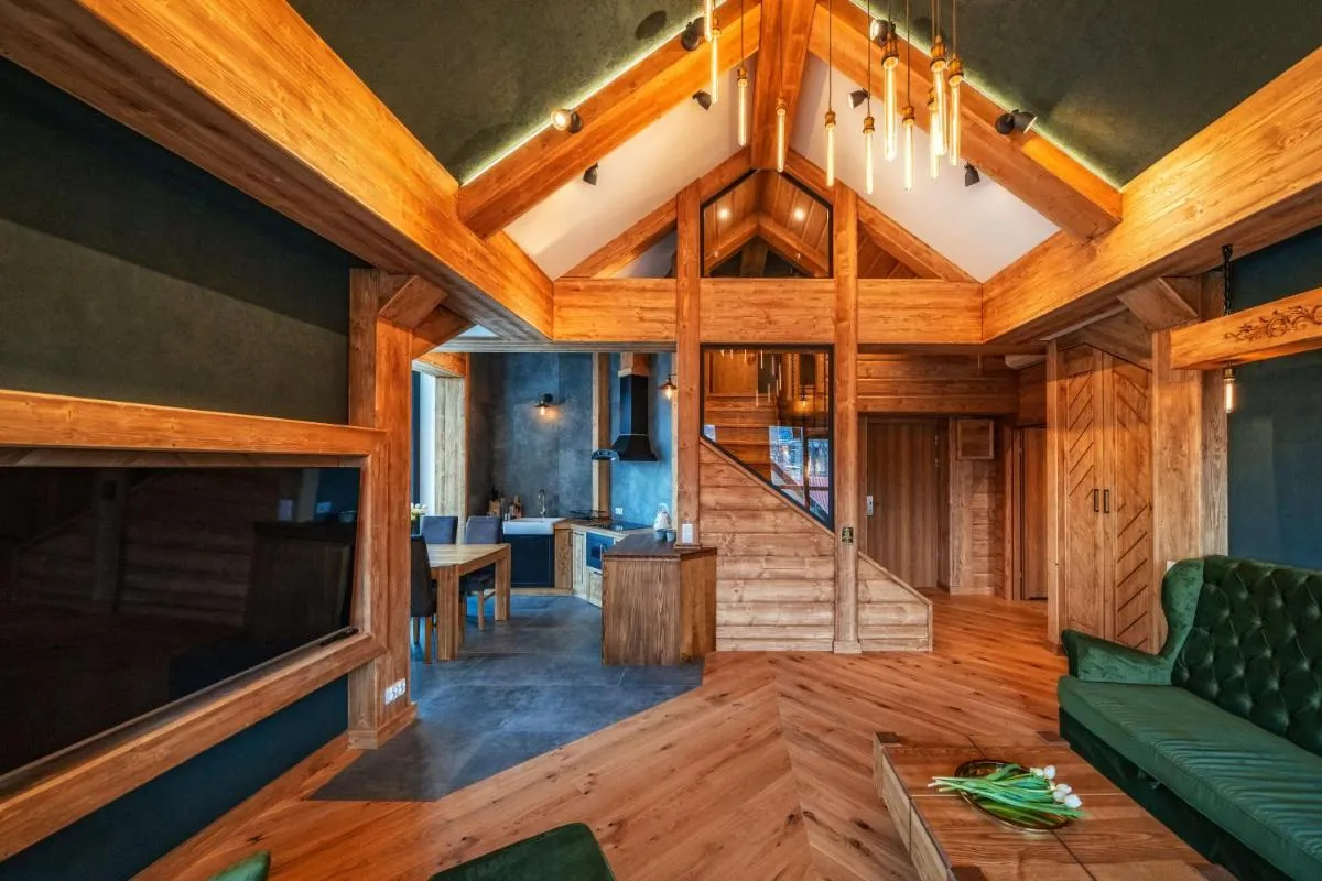 Image 2 of Mountain Shelter Apartments