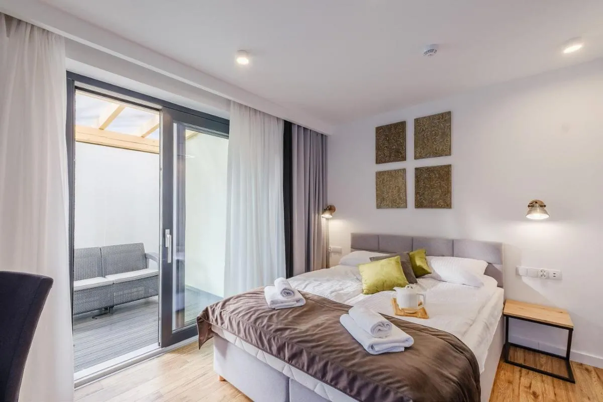 Image 5 of REZYDENCJA ORNAK 5 – stylowe apartamenty z balkonami i jacuzzi, 5 min pieszo do Krupówek, IZBY PODHALAŃSKIE