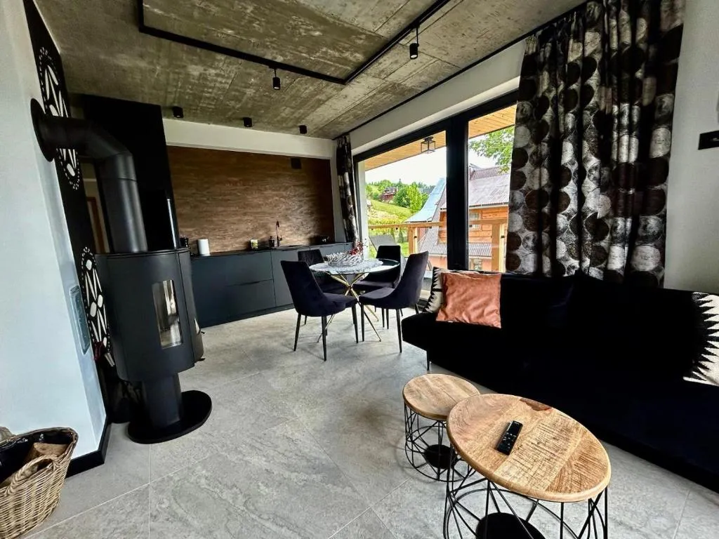 Image 1 of Schronisko Zmysłów Apartament 6