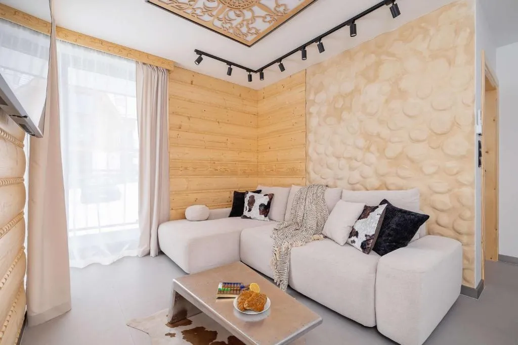 Image 1 of SnowHill Apartment by Rent like home