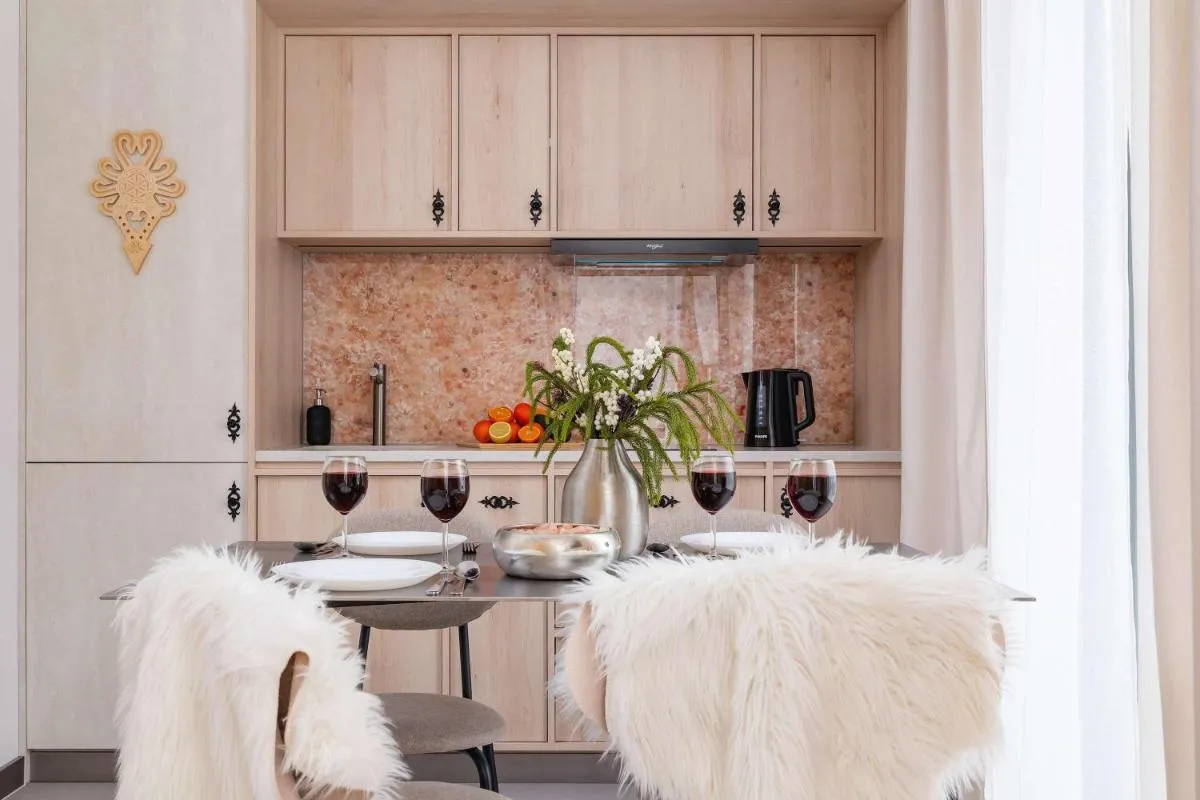 Image 3 of SnowHill Apartment by Rent like home