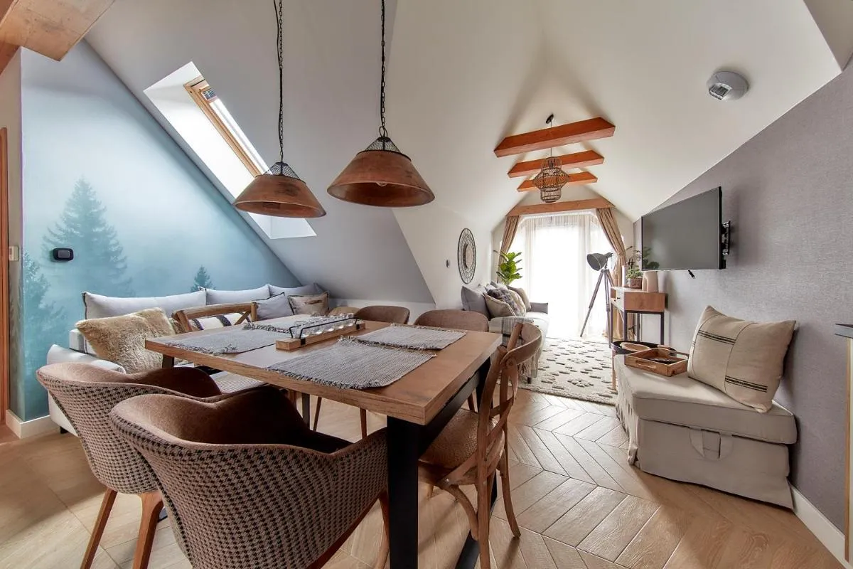 Image 3 of Tatra Square Apartments