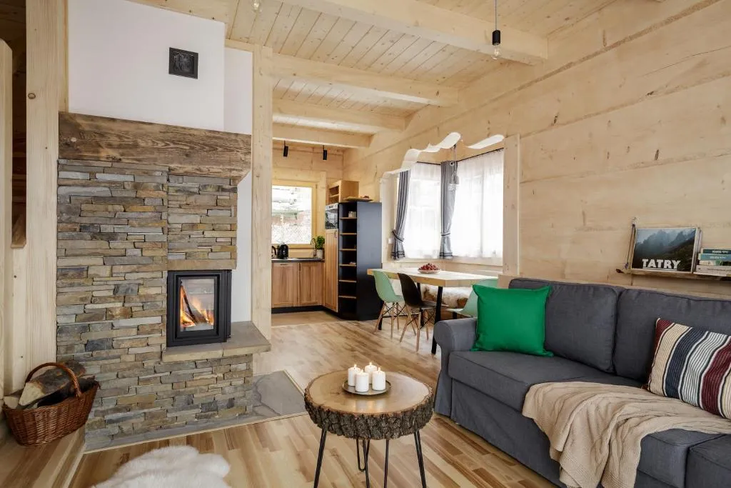Image 1 of Tatra Wood House