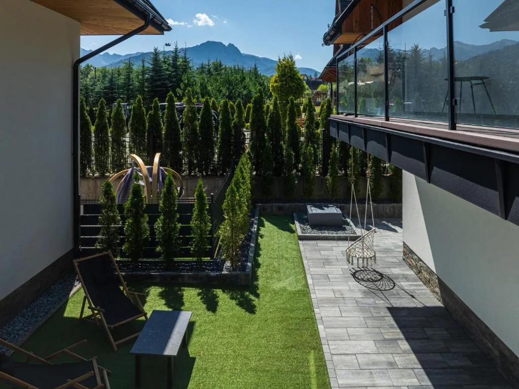 Image 1 of Two Bedroom Apartment with Terrace- Tatra View – Księżycowe Apartamenty SPA – 24e-1