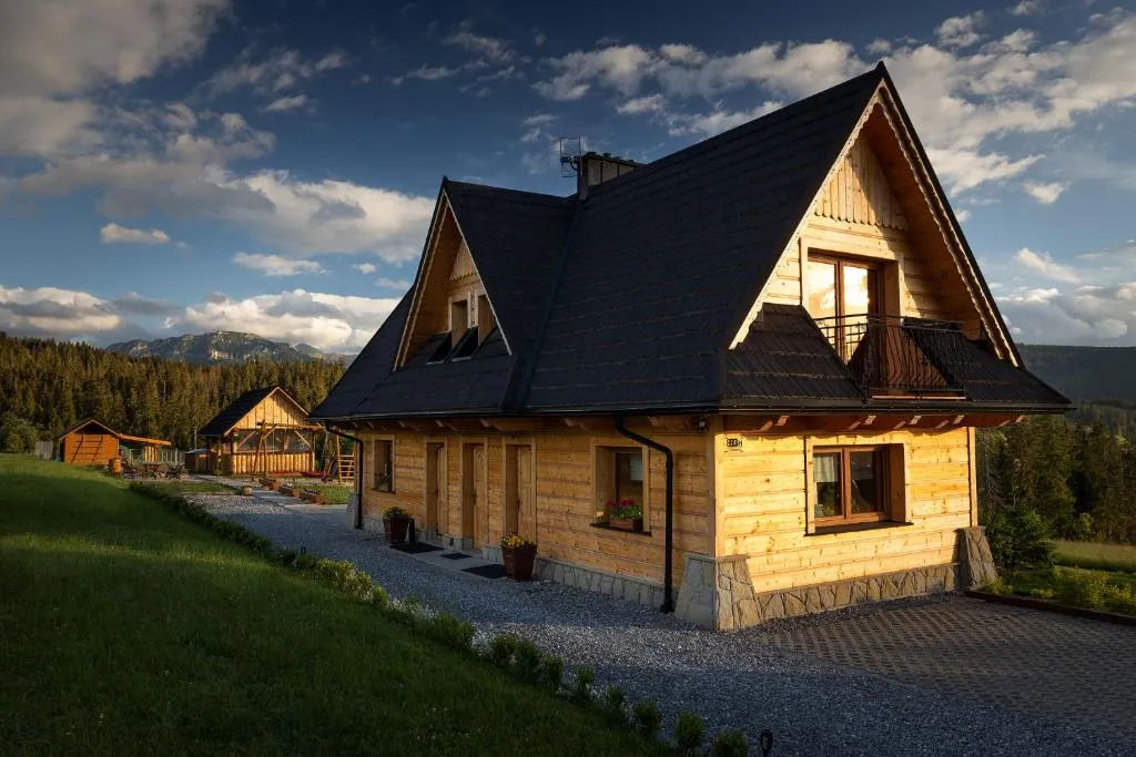 Image 1 of Witowiańskie Domki z kominkiem, jacuzzi i sauną