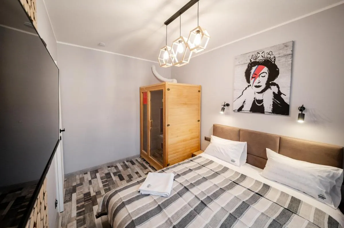 Image 2 of APARTAMENT MODERN