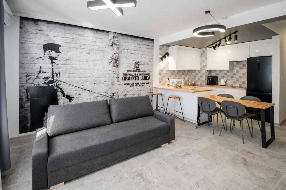 Image 4 of APARTAMENT MODERN