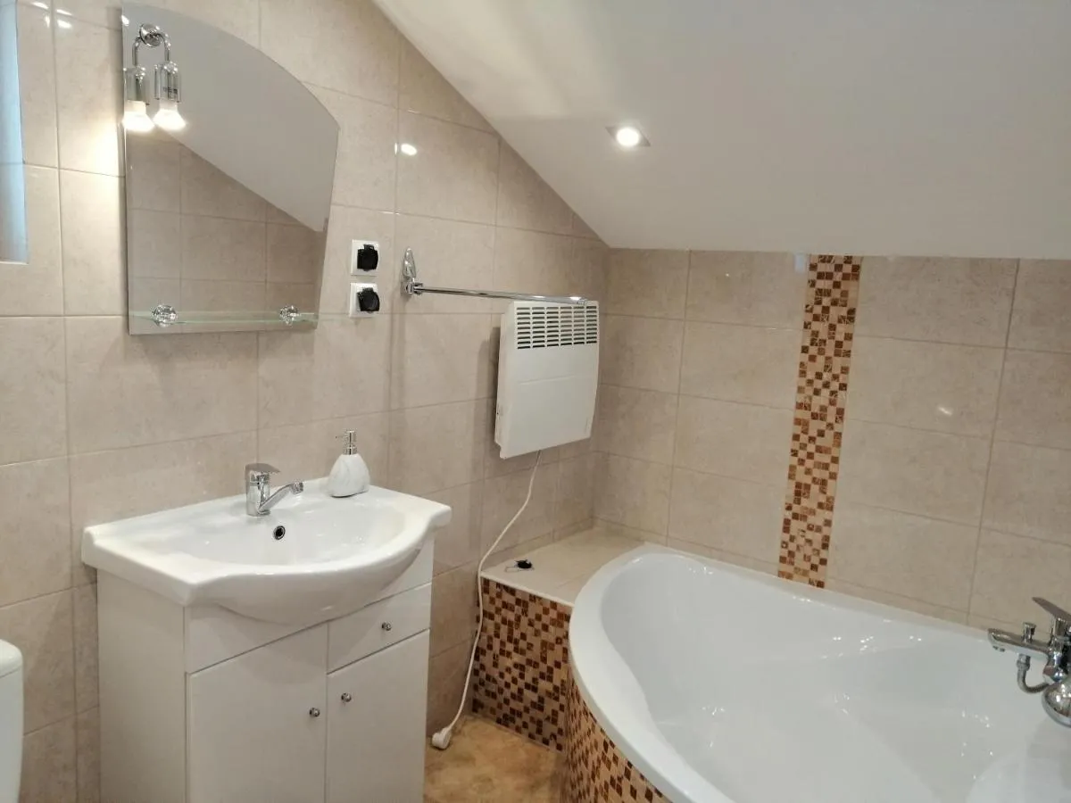 Image 2 of Apartament TARA
