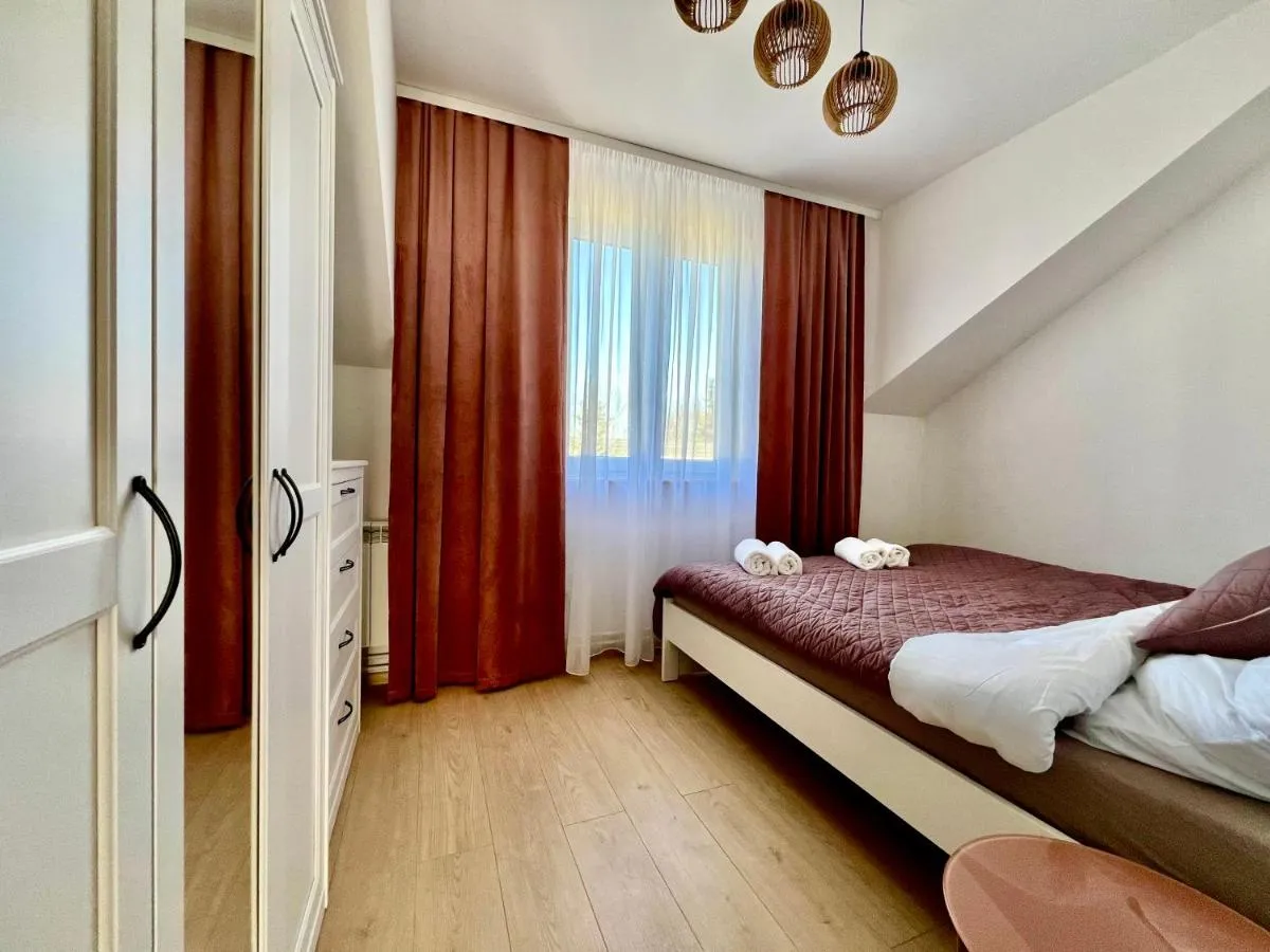 Image 2 of Apartament Wisteria