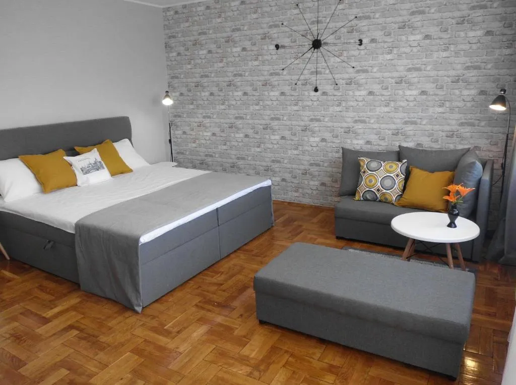 Image 1 of Ares Apartments