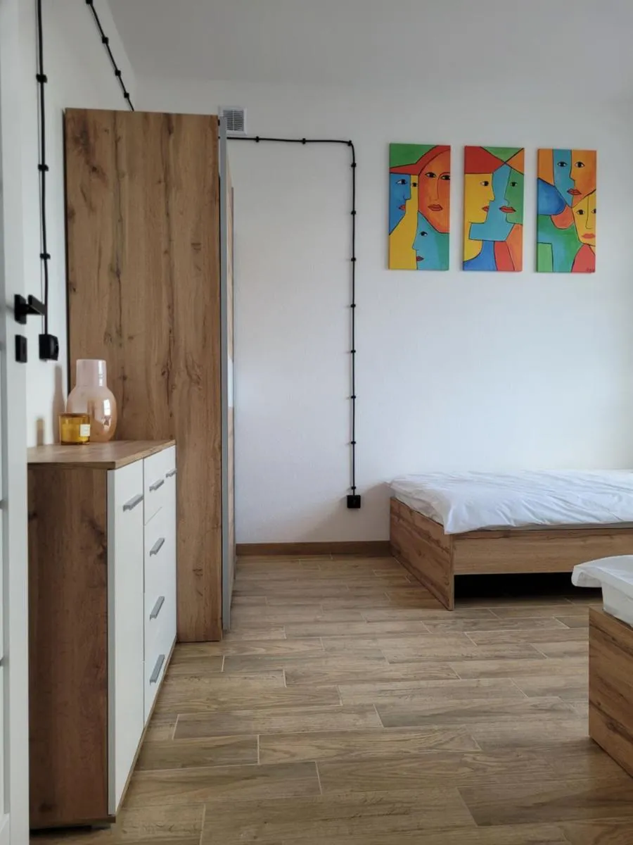 Image 3 of Axo-Hostel 11
