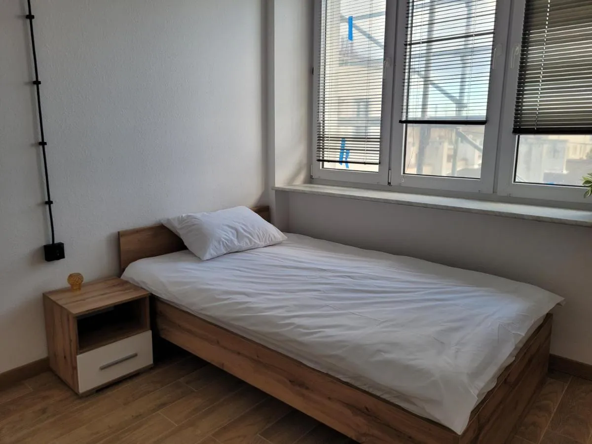 Image 5 of Axo-Hostel 11