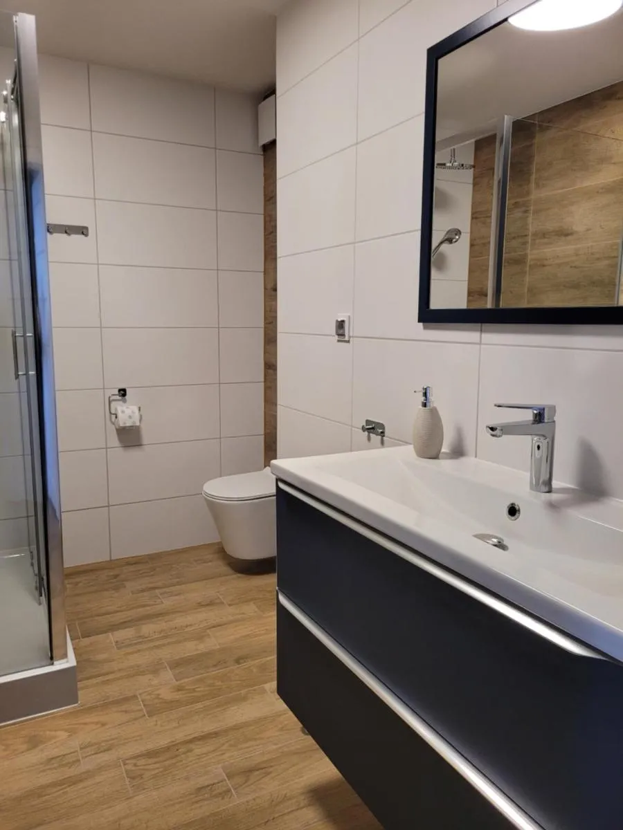 Image 7 of Axo-Hostel 11