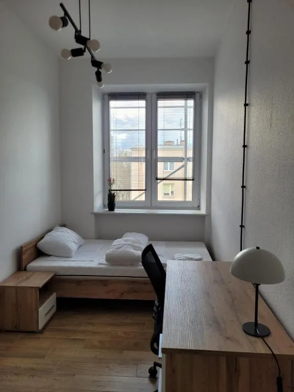 Image 1 of Axo-Hostel 14