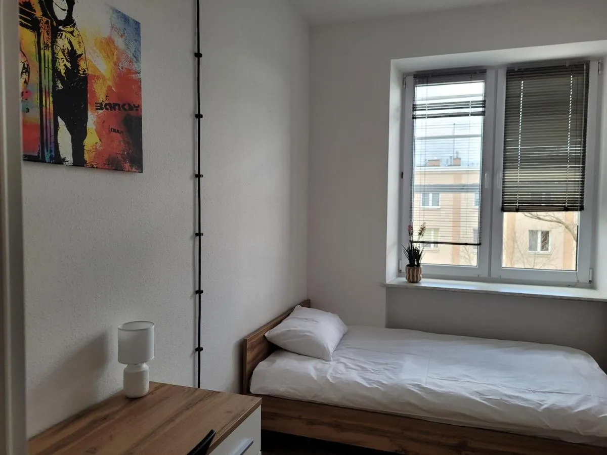Image 4 of Axo-Hostel 14