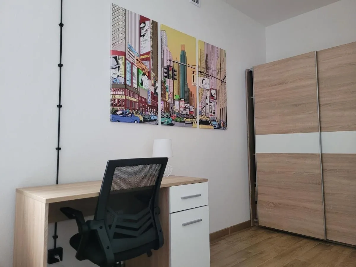 Image 6 of Axo-Hostel 9