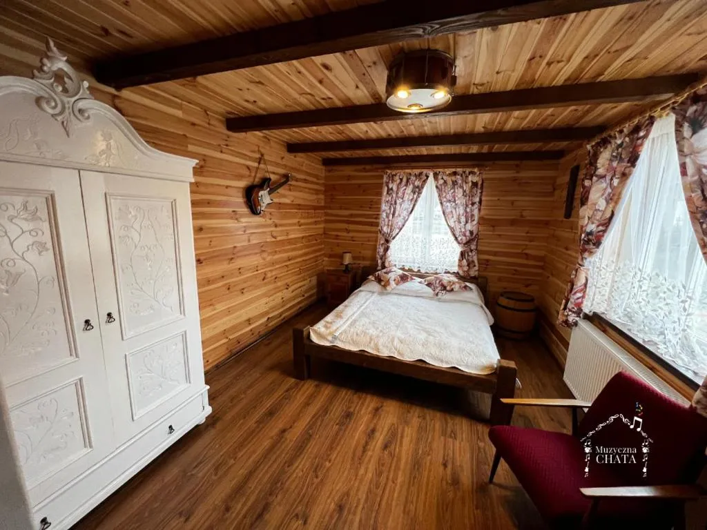 Image 5 of Bieszczady Noclegi “Muzyczna Chata”