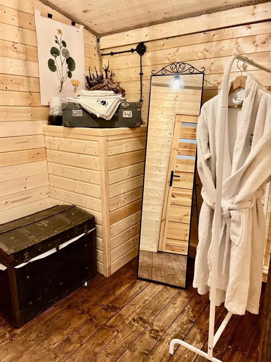 Image 4 of Bieszczadzka Osada Saunowisko domki z jacuzzi na wyłączność, sauna