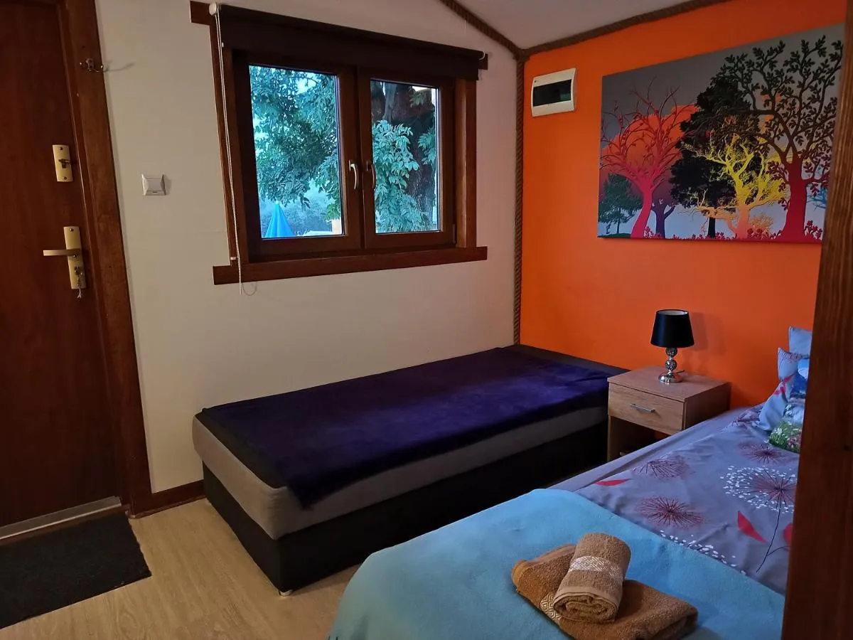 Image 2 of Dolina Rosy