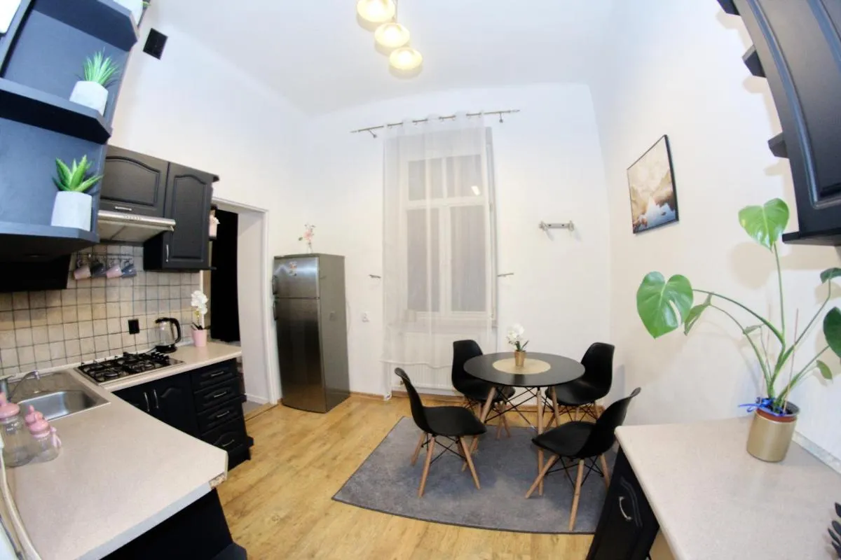 Image 2 of DreamFlat