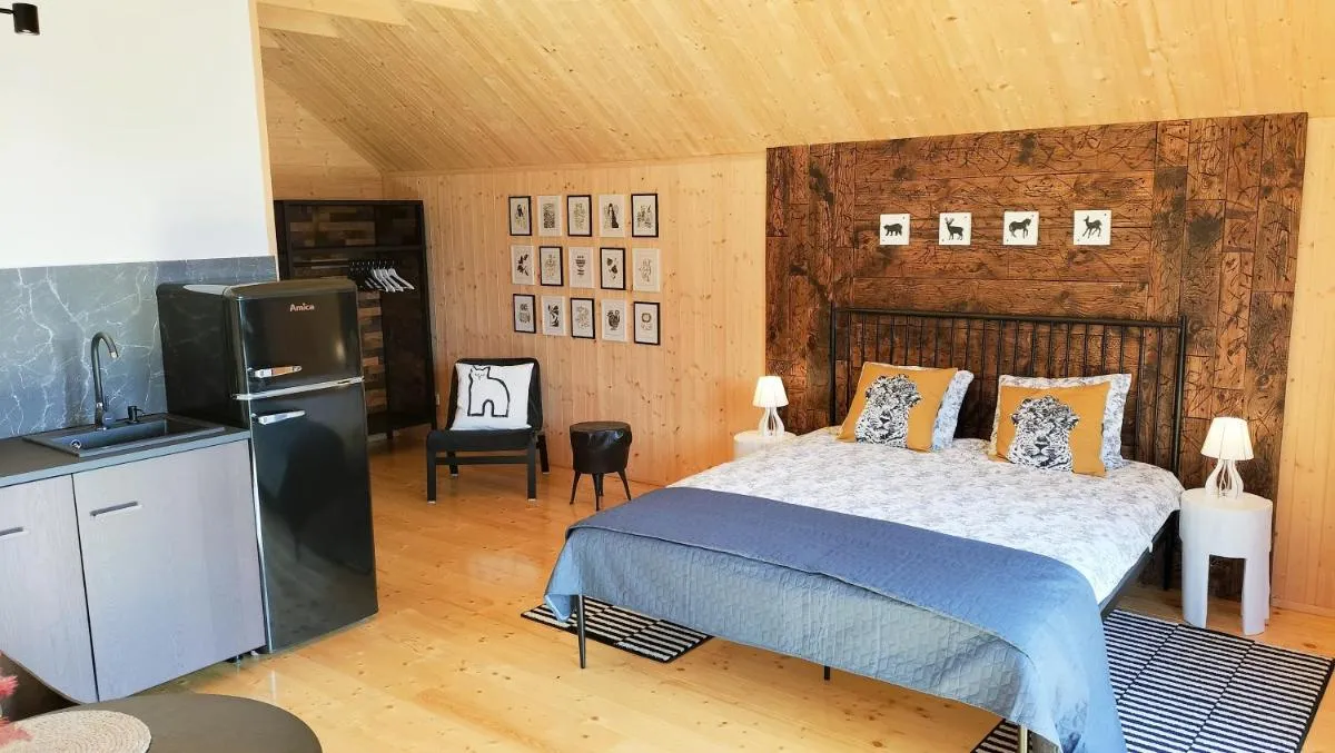 Image 2 of Dzikie Lisko – Apartament z klimatyzacją