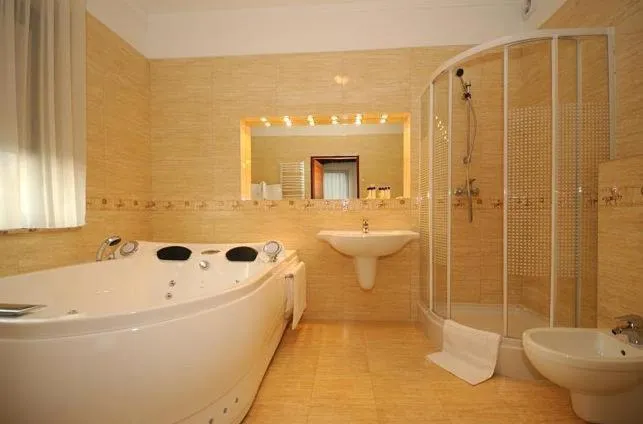 Image 2 of Hotel Salamandra