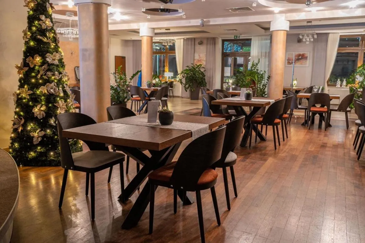Image 4 of Hotel Szelców