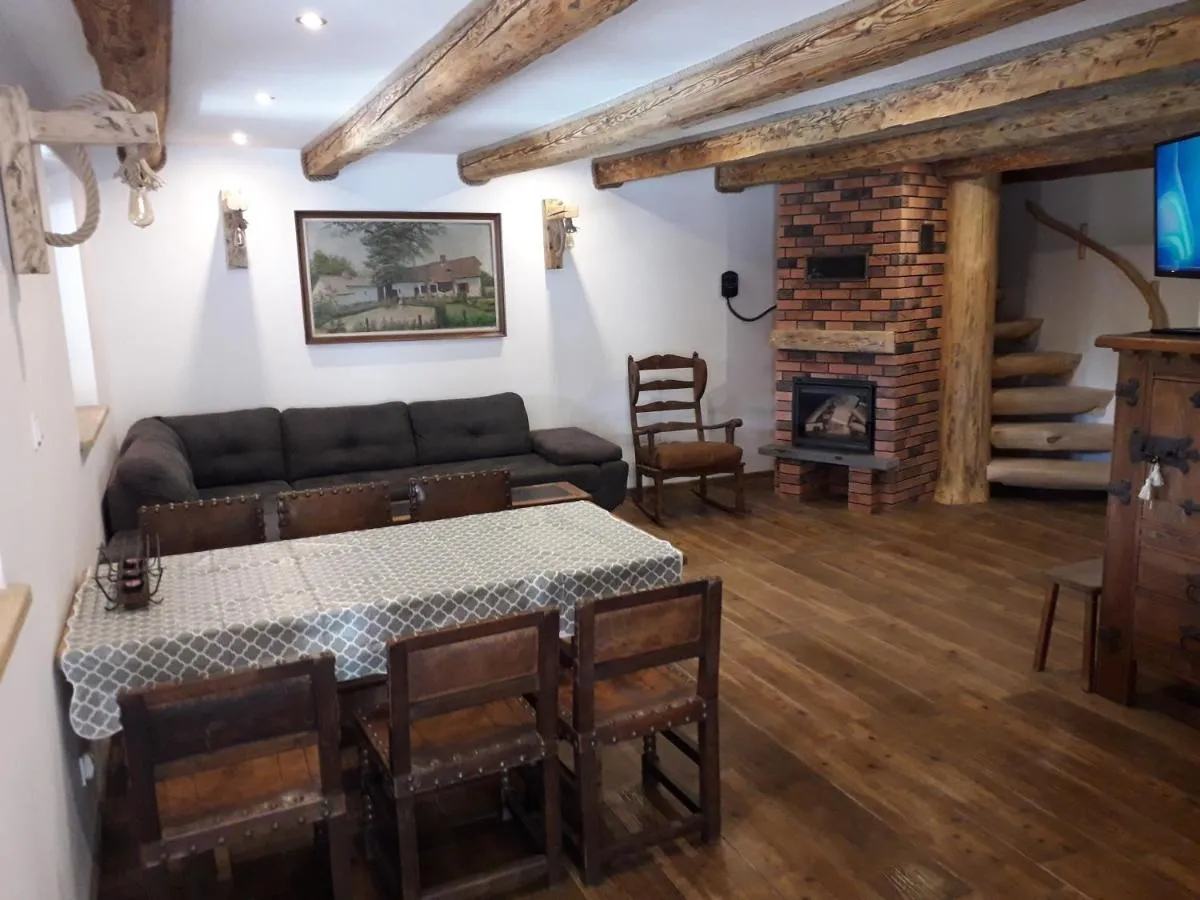 Image 3 of Jaśkowa Chata Bieszczady apartament z basenem