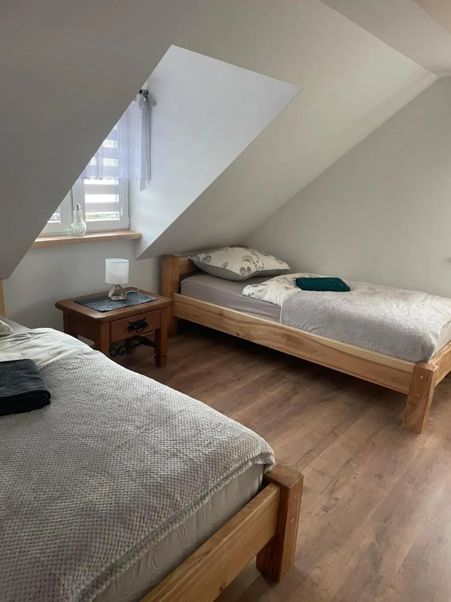 Image 4 of Jaśkowa Chata Bieszczady apartament z basenem