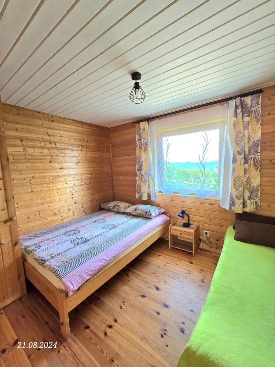 Image 3 of ,,KICZARA” Domki na Punkcie Widokowym POLAŃCZYK z widokiem na Jezioro Solińskie i góry-klimatyzacja