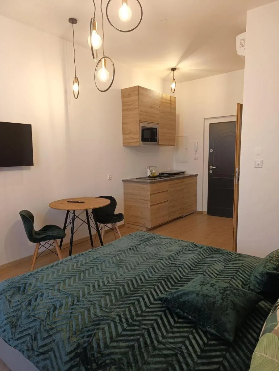 Image 4 of MH Apartments