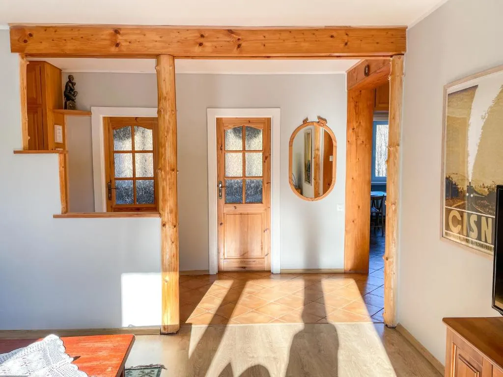 Image 1 of Między górami. Apartament w Cisnej