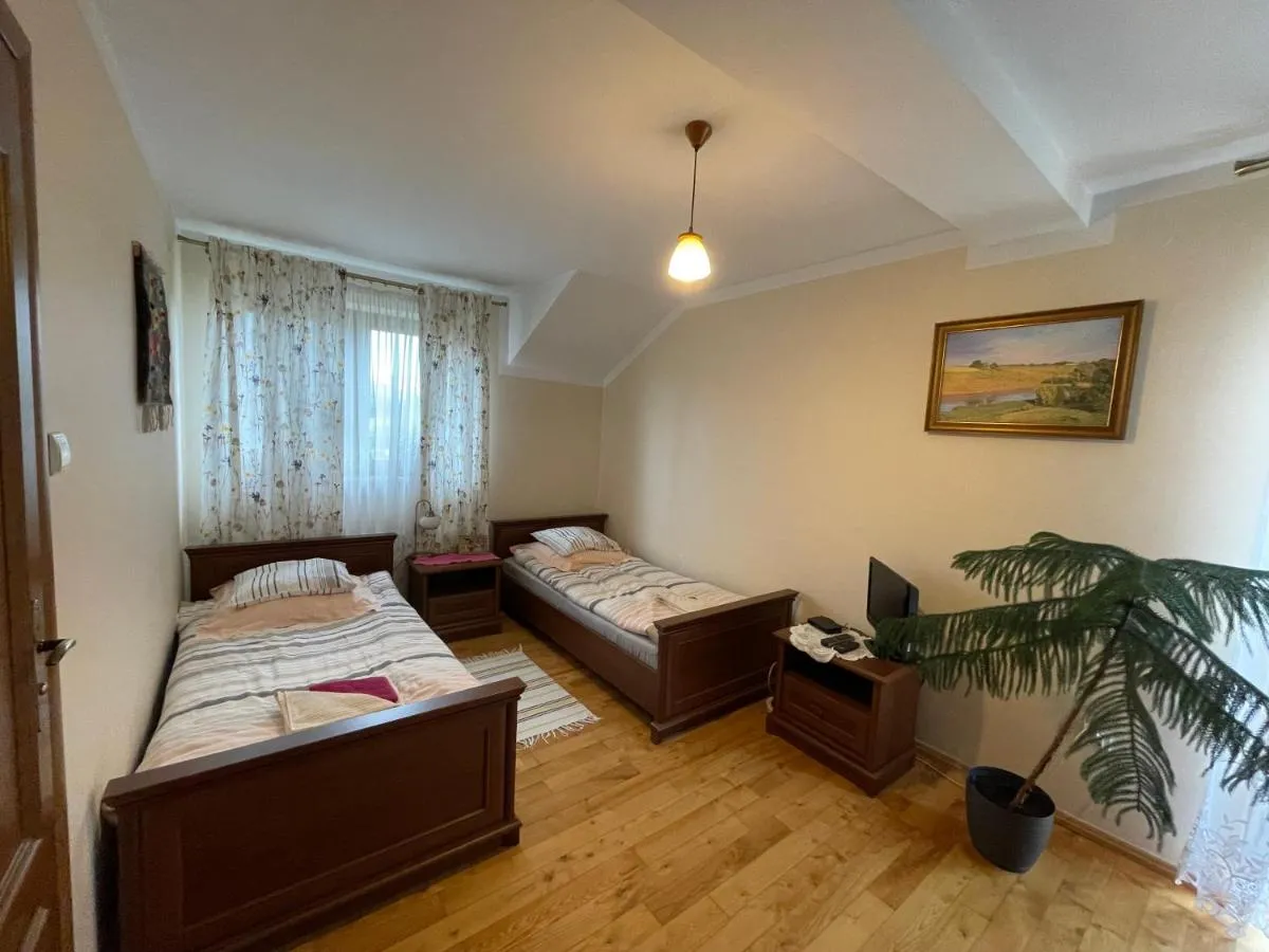 Image 2 of Pod Dziką Różą